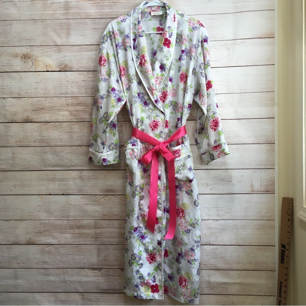VINTAGE VICTORIA’S SECRET GOLD FLORAL SATINY ROBE